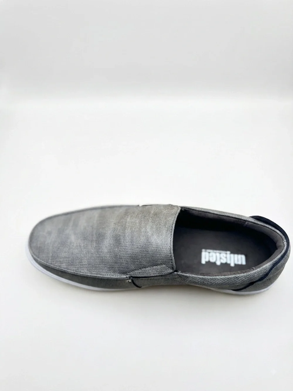 🖤🖤 Unlisted by Kenneth Cole TAUPE Men's Un-Anchor Slip on Boat Shoe